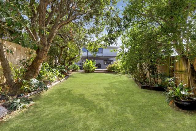 9B Butley Drive Farm Cove_1