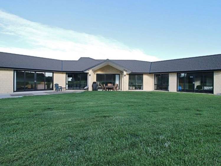 132 Oreti Road Otatara_0