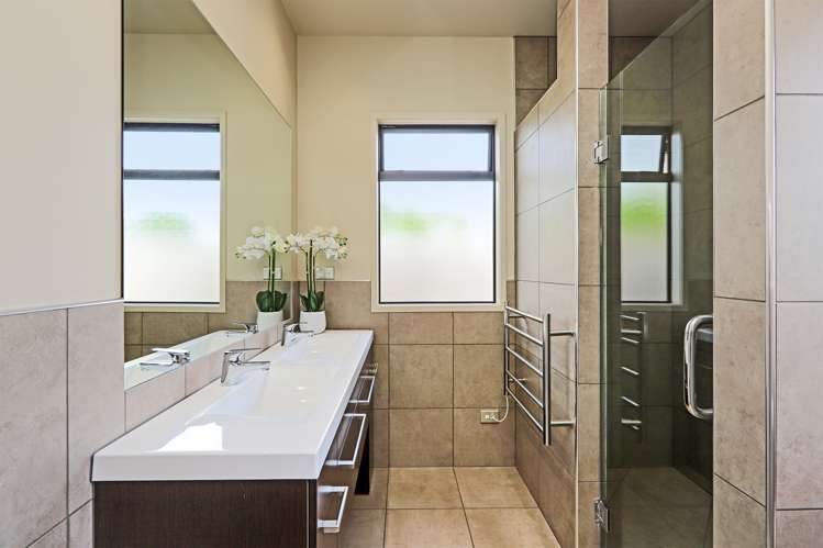 51 Merlot Drive Greenmeadows_11