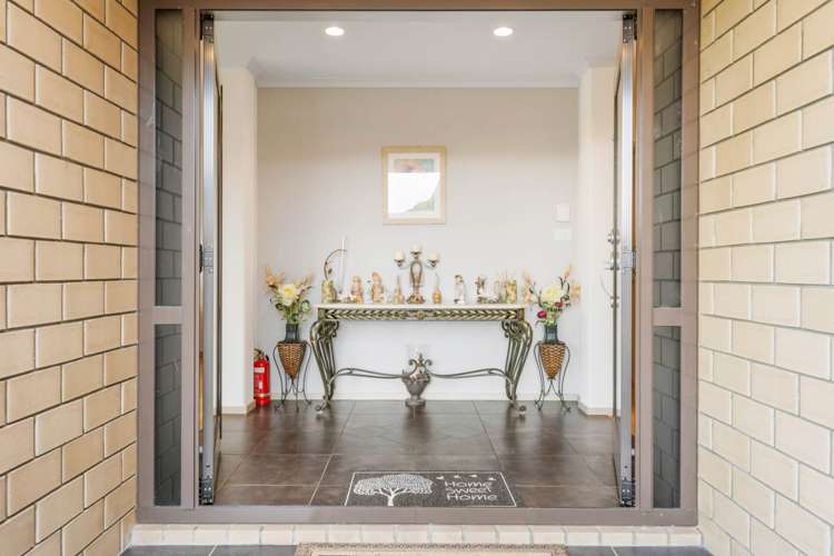 10 Glengarry Lane Tamaterau_26