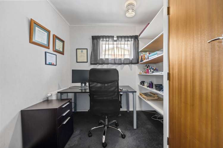 329 Cobham Drive Hillcrest_14