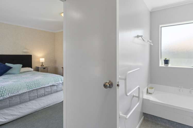 12 The Gardens Drive Papamoa_11