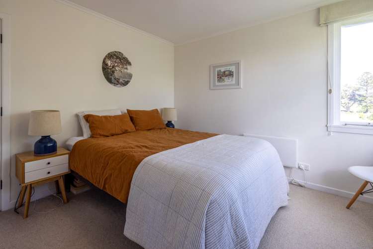 6 Alison Road Surfdale_16