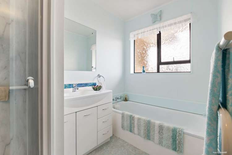 22e Homestead Road Manly_9