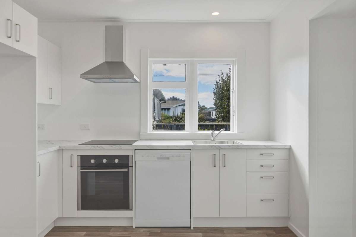 15 Taupata Street_3