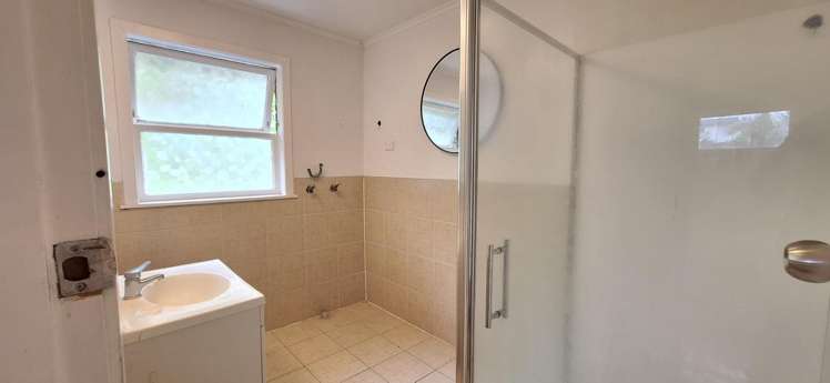 31 Kingdale Road 11401_7