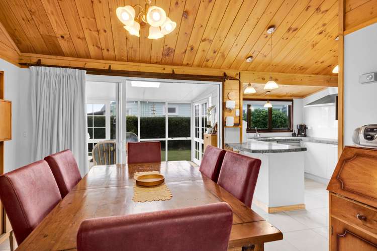 16 Heaphy Road Opunake_7