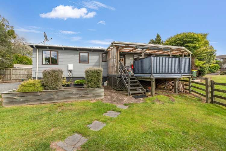 15 Henare Place Tihiotonga_19