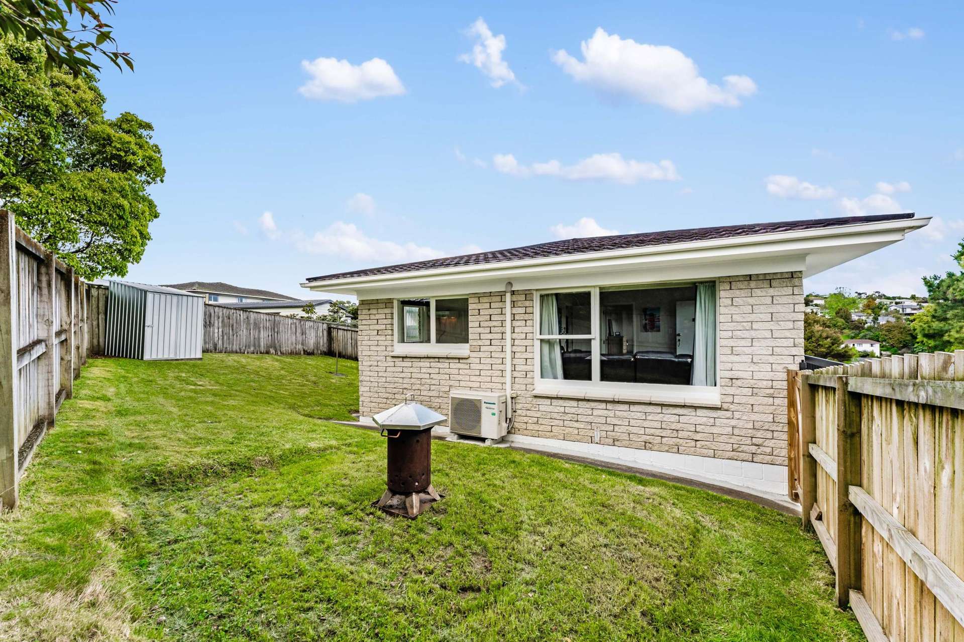 1/6 Segedin Place Glenfield_0