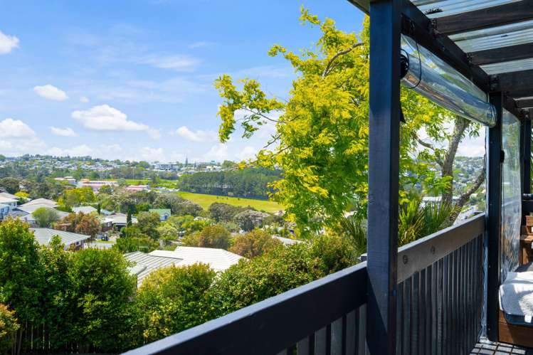 2/16 Heathglen Place Bayview_3