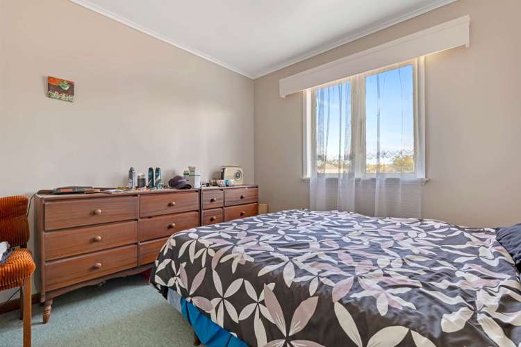 9 Tiki Street New Lynn_18