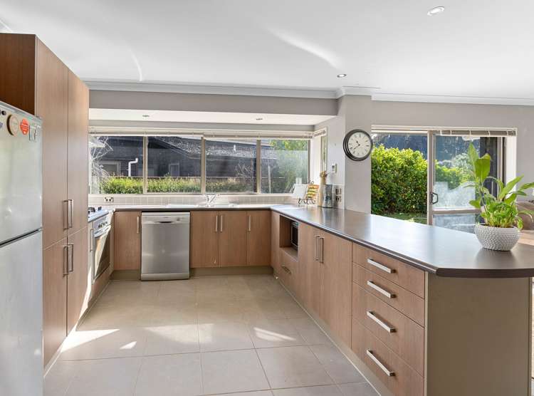 42 Waterstone Avenue Paraparaumu_6