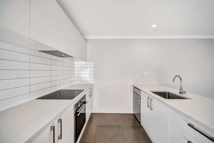 9/46 Carlos Drive Flat Bush_1