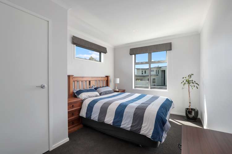 4/1 Hibiscus Avenue Hamilton Lake_12