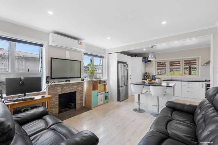 80 Coxhead Road Manurewa_3