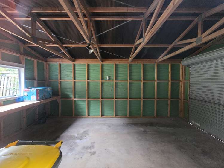 11 Muritai Road Ostend_11