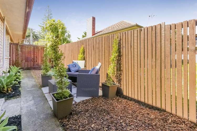 2/56 Te Atatu Road Te Atatu South_5