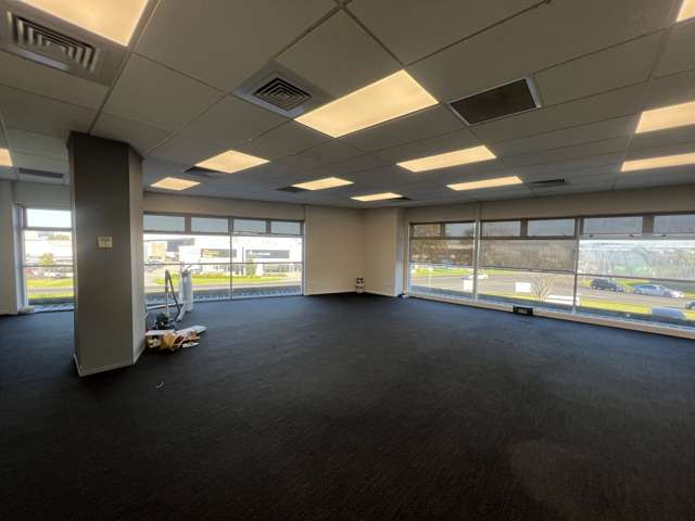 Unit 4/35 Allens Road East Tamaki_4
