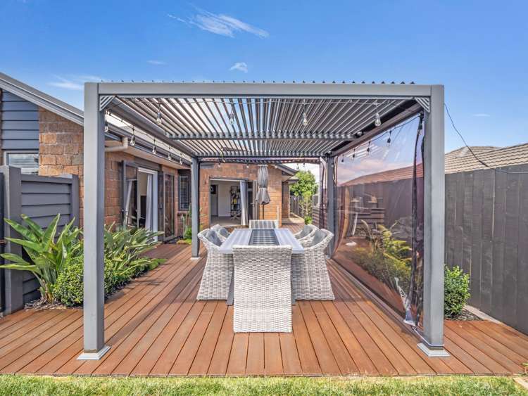 8 Farleigh Close Huntington_31