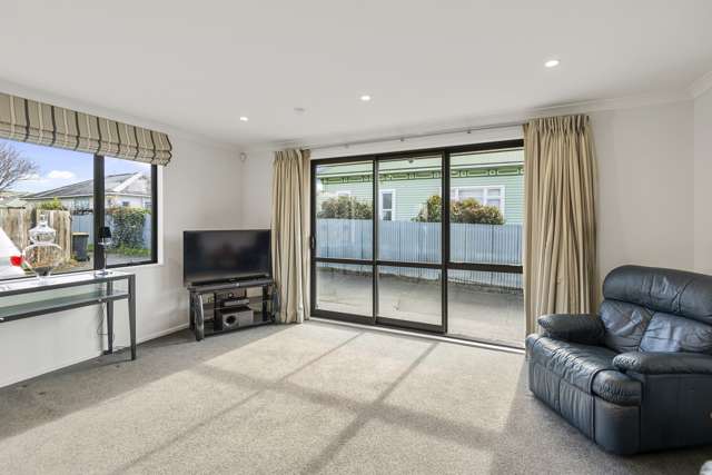 2/91 Antigua Street Addington_3