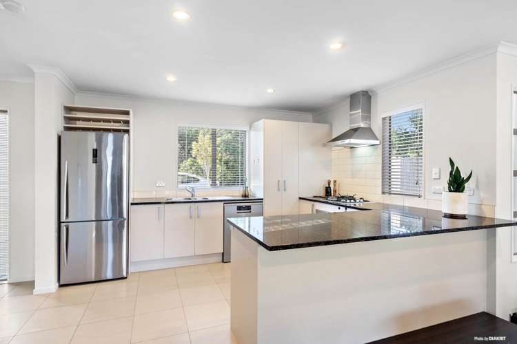 109 Baverstock Road Flat Bush_2