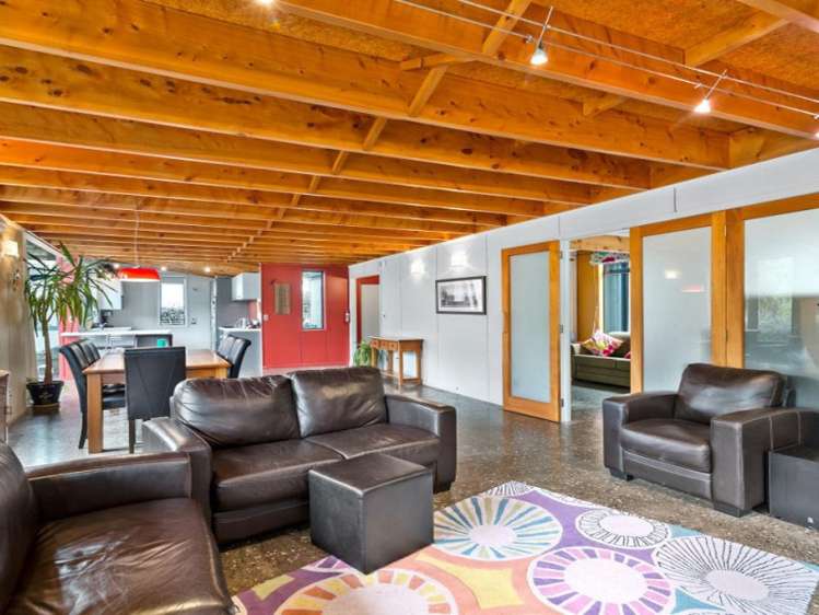 26 Edward Payton Grove Pukehangi_10