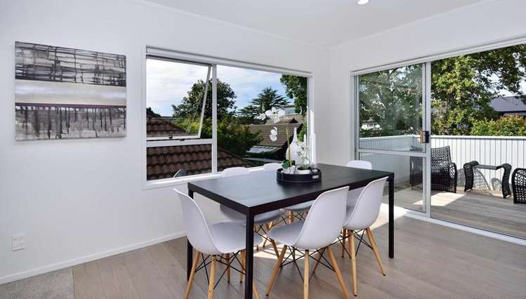 2/17 Cecil Road Milford_6