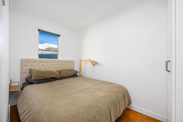 9 Roberts Road Matakatia_13