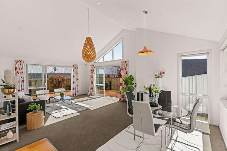 139 Edgeware Road Saint Albans_6