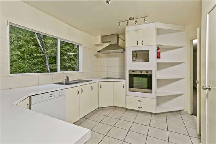 64 Heathcote Road Castor Bay_11