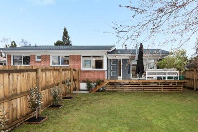 16 Sharyn Place 11218_1