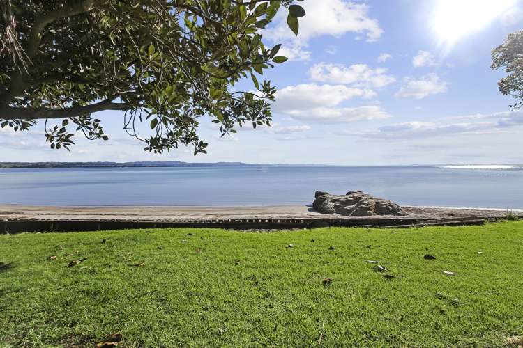 73 Torkar Road Clarks Beach_25