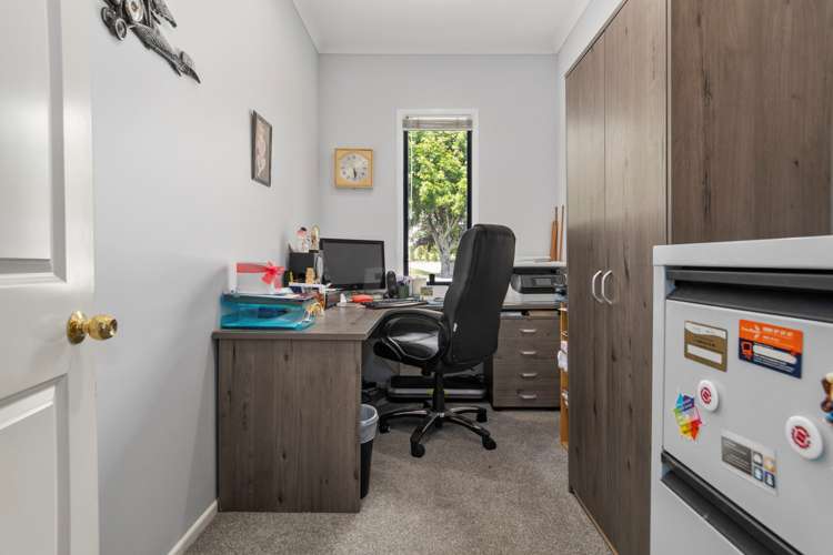 16 Sterling Gate Drive Bethlehem_18