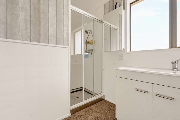 8 Lowestoft Street Balclutha_11