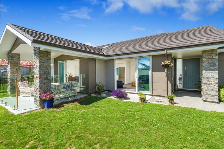 17 Sabine Drive Richmond_2