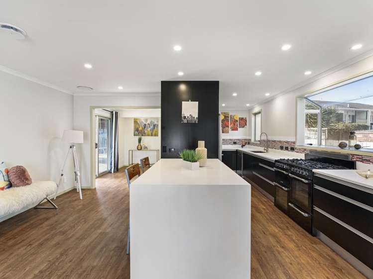 8 Suwyn Place_4