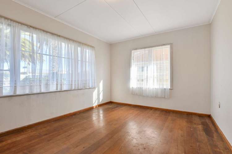 8 Hakiwai Road Fernhill_9