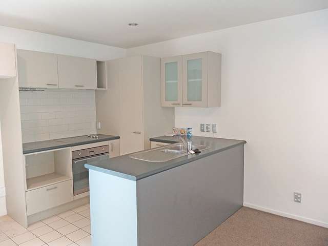 38/2 Cawley Street Ellerslie_2