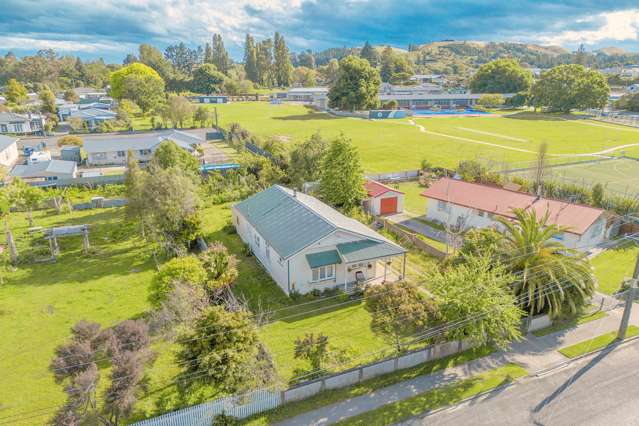 13 Victoria Street Waipawa_2