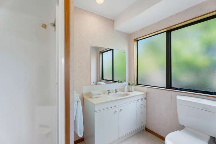 24 Bayside Drive Browns Bay_17