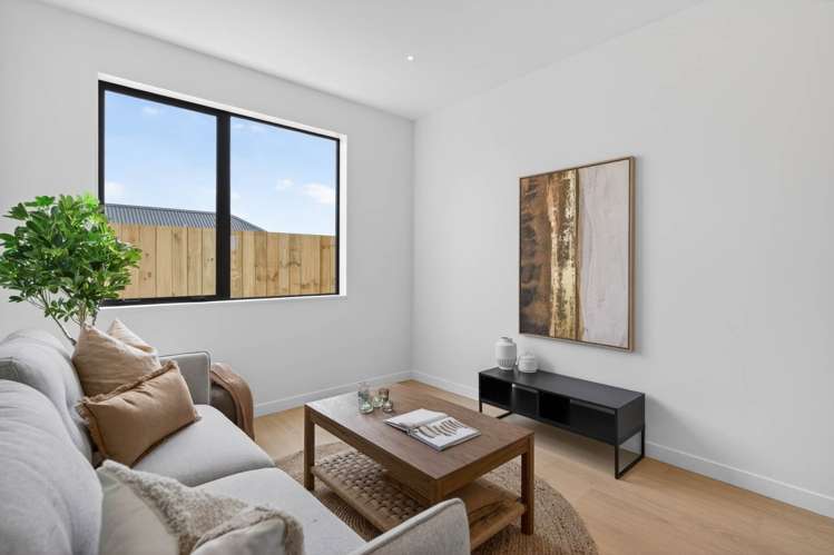 16 Beveridge Road One Tree Point_11