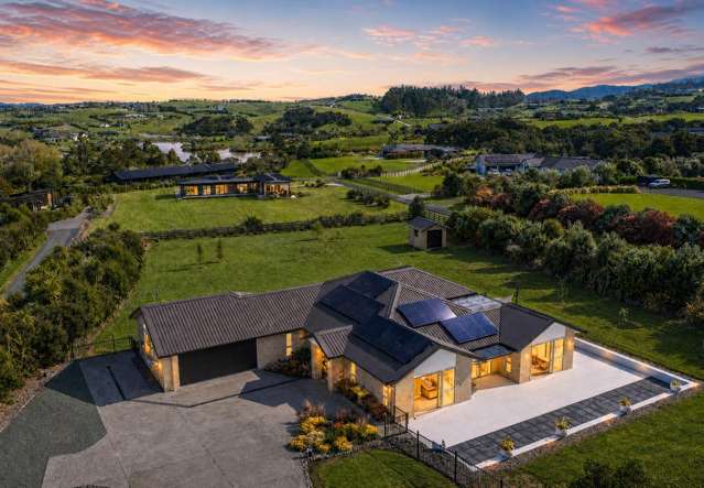 Gated Coastal Retreat