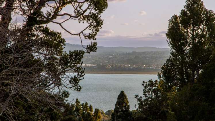 18 Pluto Place Beach Haven_10