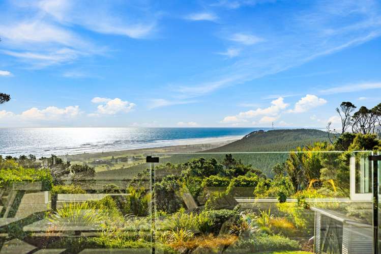 93 Oaia Road Muriwai_49