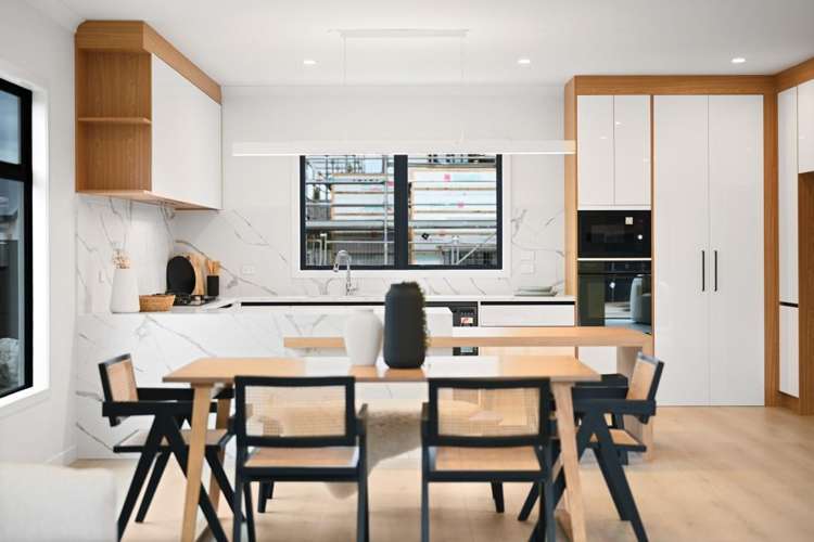 6/1876 River Road Flagstaff_12