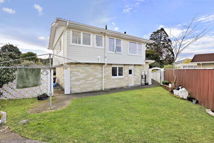 4 Orr Crescent Hutt Central_13