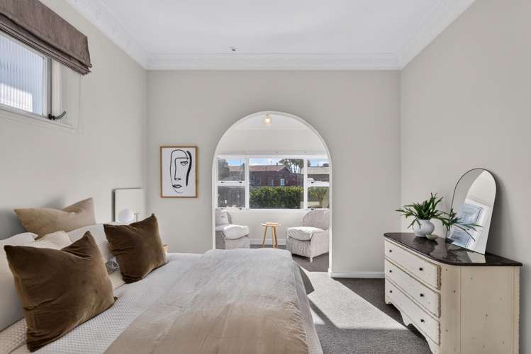 70 Nelson Crescent Napier South_13