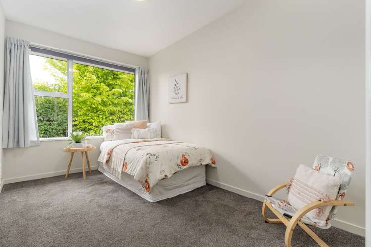 49 Greenhaven Drive Burwood_14