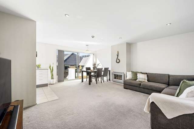 5c/10 Park Avenue Epuni_2