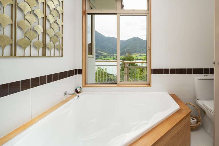 19 Saint Omer Road Kenepuru Sound_3